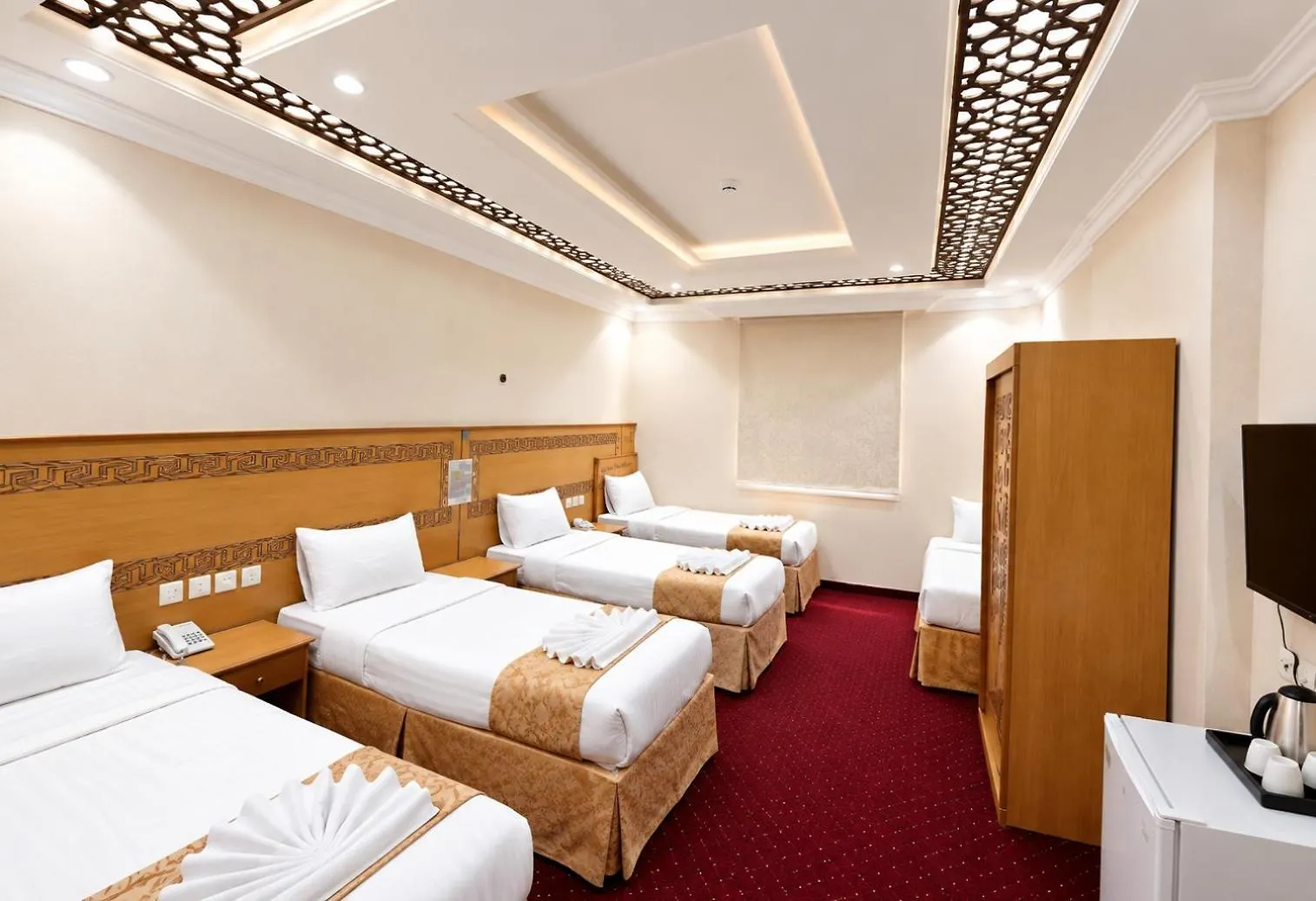 فندق غزالة بيوتيفول توصيل للحرم - Ghazala Beautiful Hotel Shuttle Service To The Haram Mecca